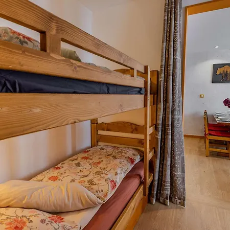 Appartement, Vue Montagne - 4 A 6 Pers. - Fr-1-885-54 * La Plagne